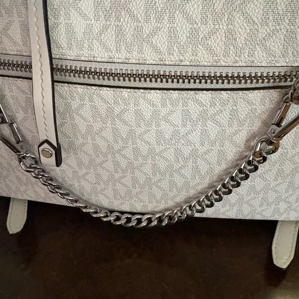 Michael Kors White Signature Logo Backpack with Chain Detail - Picture 3 of 7